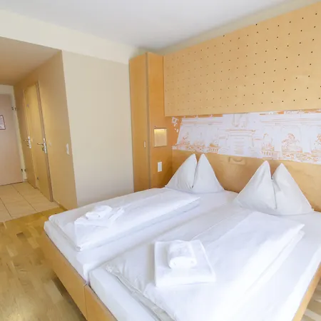 Hotel Jufa Solnohrad