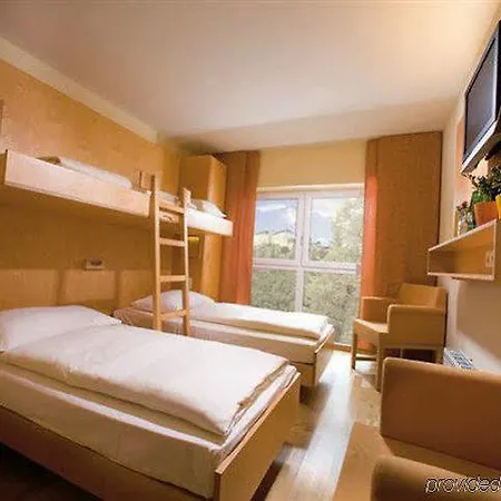Hotel Jufa 4*