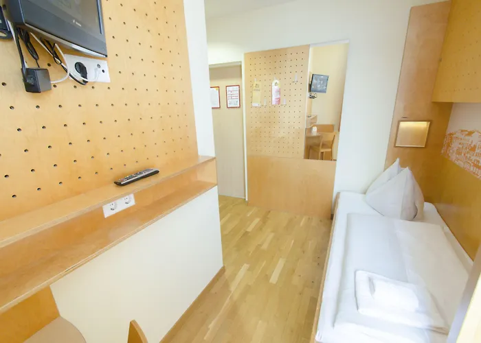 Jufa Hotel 4*