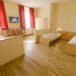Hotell Jufa 4*